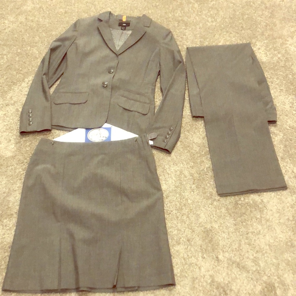 H&M gray pinstripe suit- sz 6/8